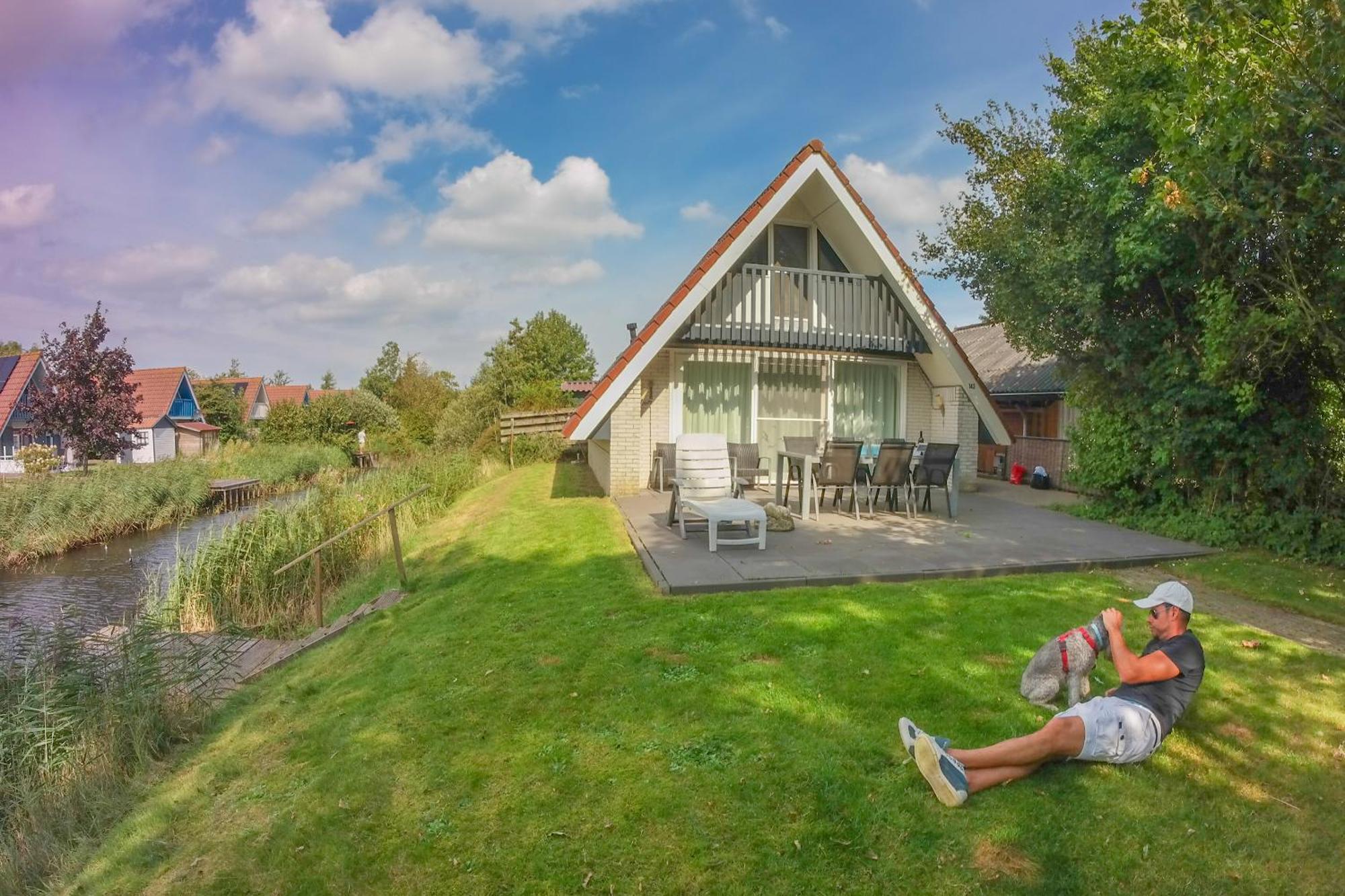 Sonnenhaus 6 Pers House With Sunny Terrace At A Typical Dutch Canal & By Lauwersmeer Lake. Anjum Eksteriør billede